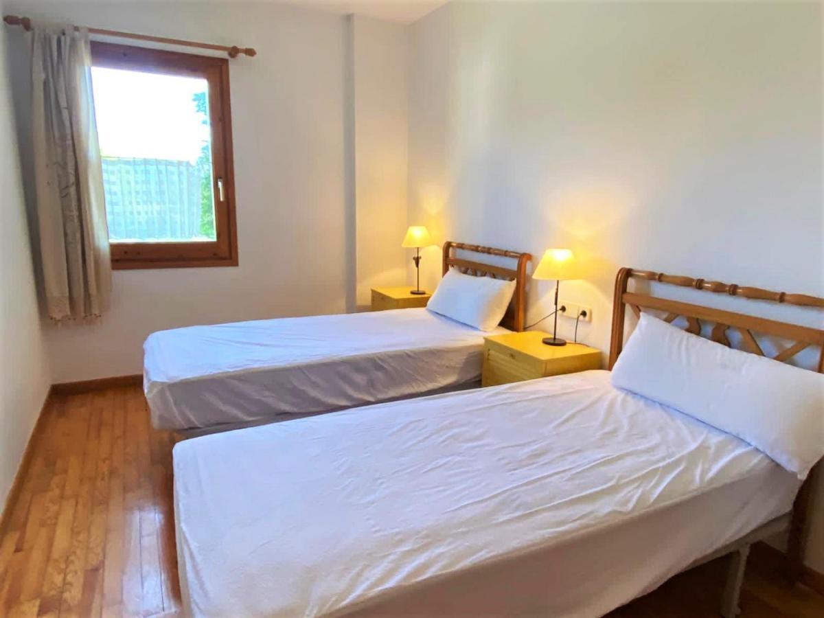 Amplio Apartamento En Puigcerda Ngoại thất bức ảnh